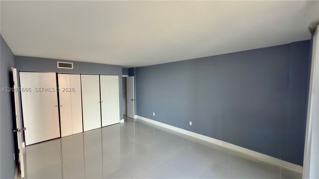1351 NE Miami Gardens Dr 422E, Miami, FL 33179