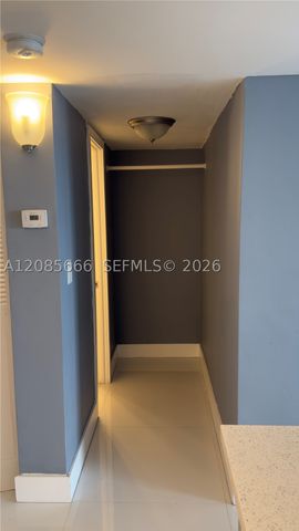 1351 NE Miami Gardens Dr 422E, Miami, FL 33179