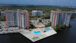 1351 NE Miami Gardens Dr 422E, Miami, FL 33179
