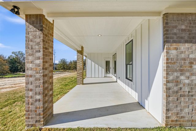 151 Rj Smith Drive, Boyd, TX 76023