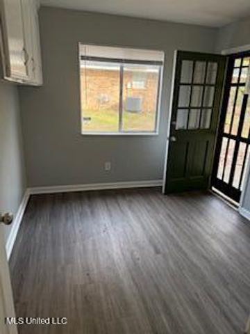 5804 Sedgwick Drive, Jackson, MS 39211