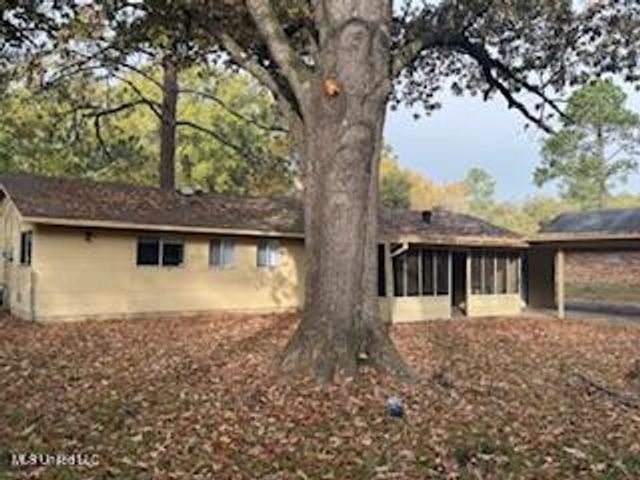 5804 Sedgwick Drive, Jackson, MS 39211