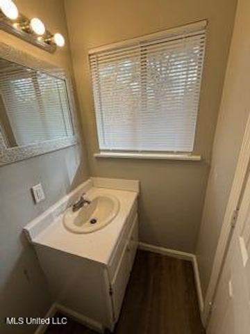 5804 Sedgwick Drive, Jackson, MS 39211