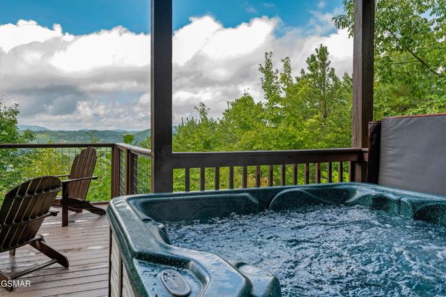 3813 Glenview Way, Sevierville, TN 37862