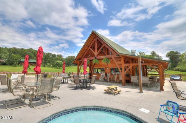 3813 Glenview Way, Sevierville, TN 37862