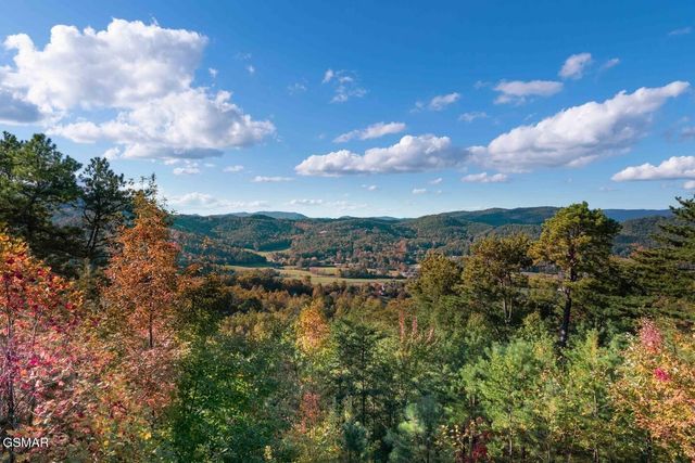3813 Glenview Way, Sevierville, TN 37862