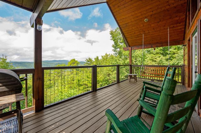 3813 Glenview Way, Sevierville, TN 37862