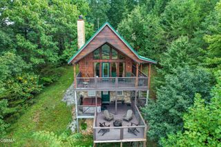 3813 Glenview Way, Sevierville, TN 37862