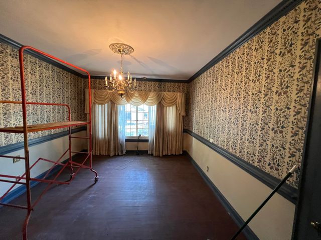 400 W Maple Street, Nicholasville, KY 40356