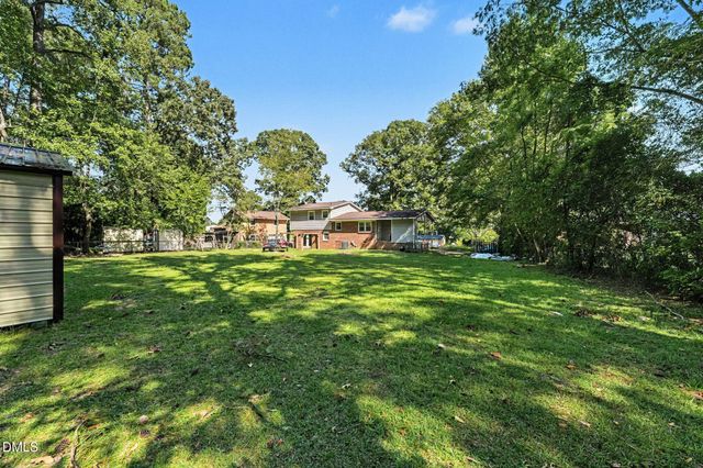 6546 Portsmouth Drive, Fayetteville, NC 28314