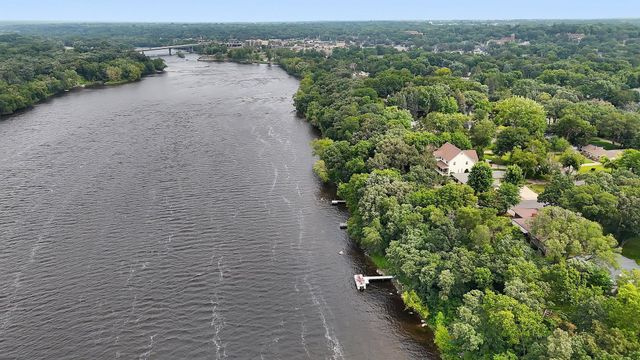 1025 Water Avenue S, Sauk Rapids, MN 56379