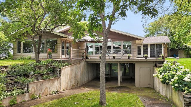 1025 Water Avenue S, Sauk Rapids, MN 56379