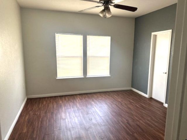 4704 Ledesma RD A & B, Austin, TX 78721