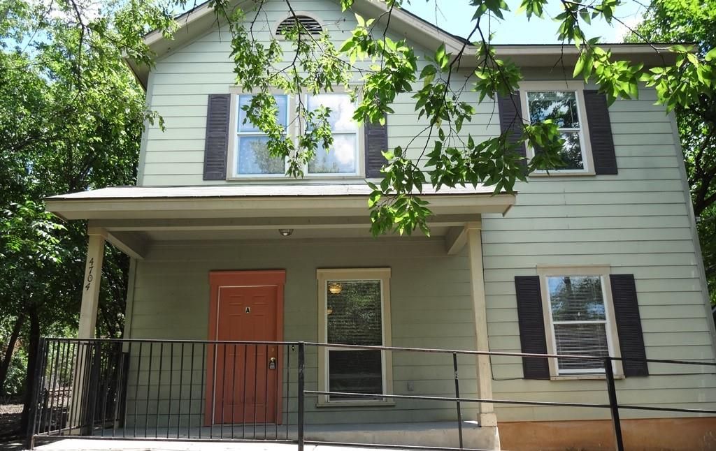 4704 Ledesma RD A & B, Austin, TX 78721