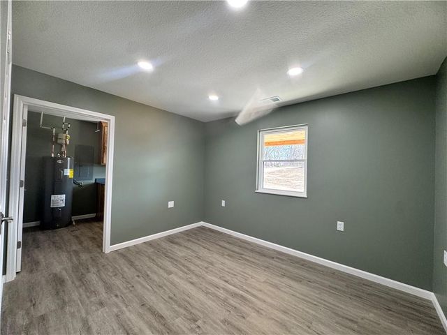 7266 NW State Route FF Highway, Adrian, MO 64720