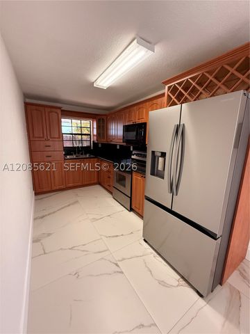 2424 SW 21st Ter 0, Miami, FL 33145