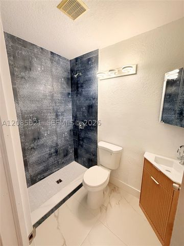 2424 SW 21st Ter 0, Miami, FL 33145