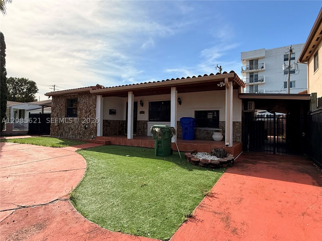 2424 SW 21st Ter 0, Miami, FL 33145