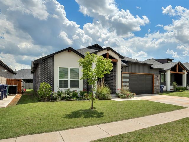 8012 NW 152nd Terrace, Edmond, OK 73013