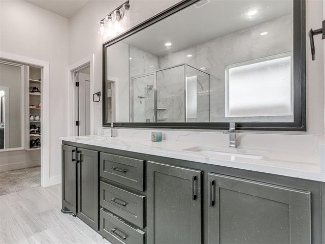 8012 NW 152nd Terrace, Edmond, OK 73013