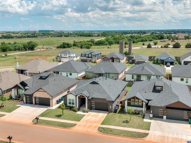 8012 NW 152nd Terrace, Edmond, OK 73013