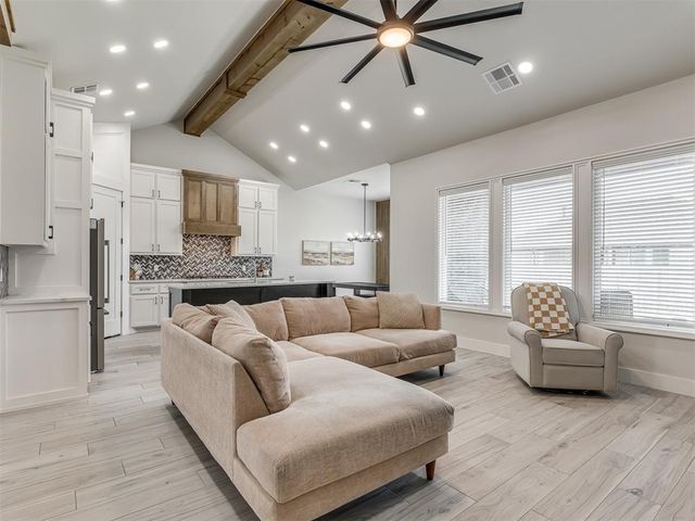 8012 NW 152nd Terrace, Edmond, OK 73013