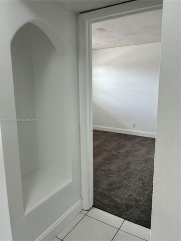 609 S State Road 7 2C, Margate, FL 33068