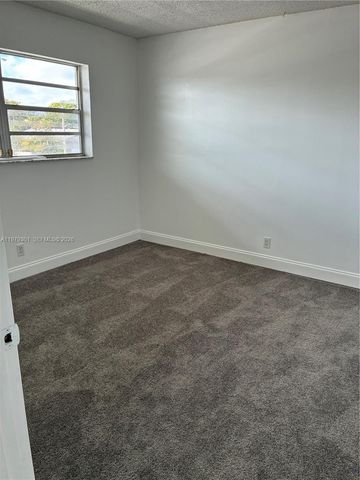 609 S State Road 7 2C, Margate, FL 33068