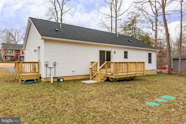 24 BREEZY HILL DR, Stafford, VA 22556