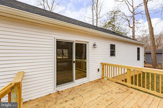 24 BREEZY HILL DR, Stafford, VA 22556