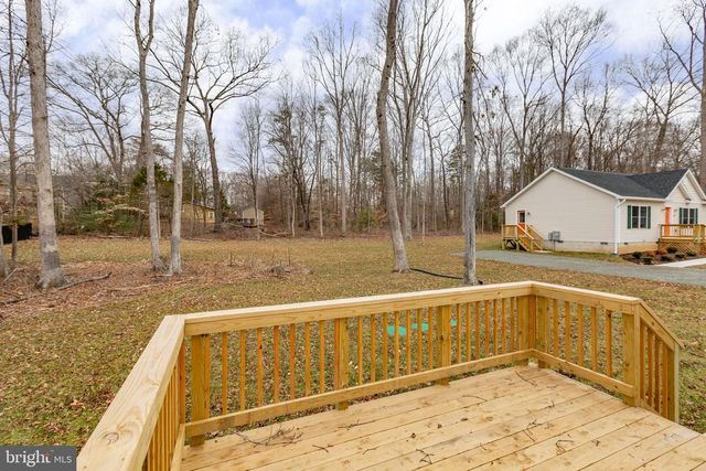 24 BREEZY HILL DR, Stafford, VA 22556