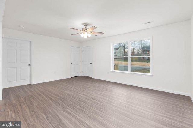 24 BREEZY HILL DR, Stafford, VA 22556