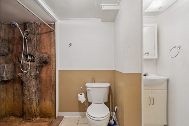 105 S 10th Street, Montezuma, IA 50171