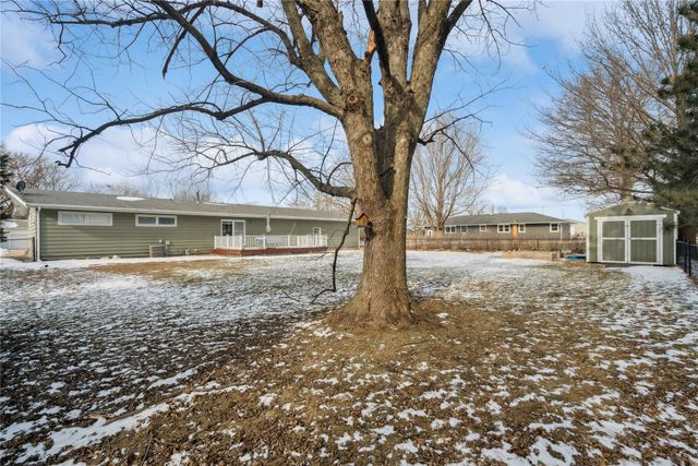 105 S 10th Street, Montezuma, IA 50171
