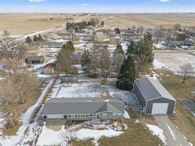 105 S 10th Street, Montezuma, IA 50171