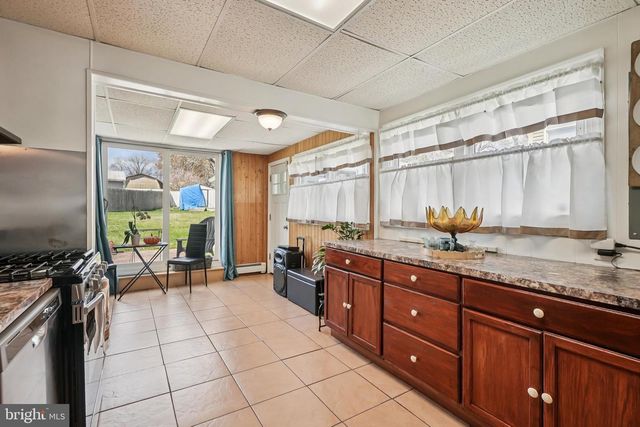 1005 TERRACE BLVD, Ewing, NJ 08618