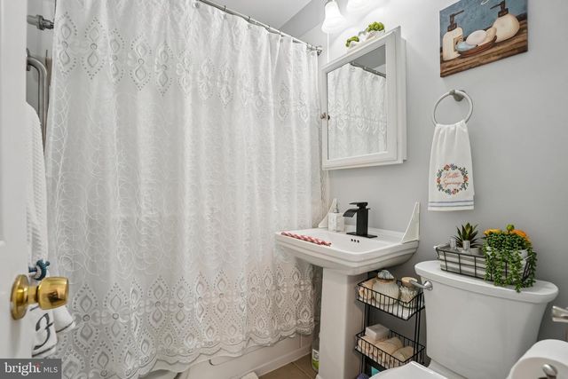 1005 TERRACE BLVD, Ewing, NJ 08618