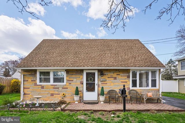 1005 TERRACE BLVD, Ewing, NJ 08618