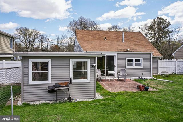 1005 TERRACE BLVD, Ewing, NJ 08618