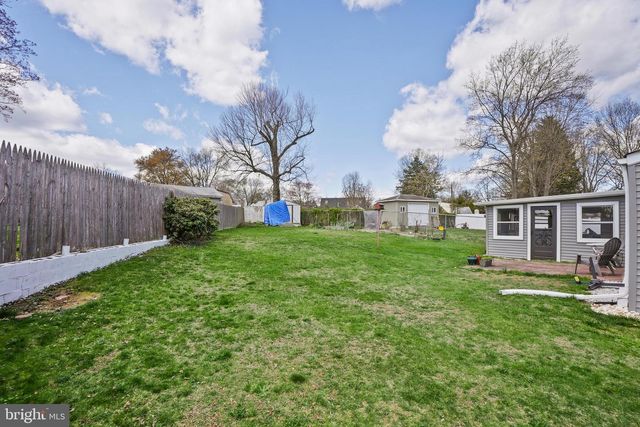 1005 TERRACE BLVD, Ewing, NJ 08618