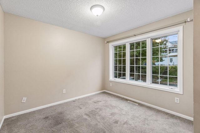 297 Morton Street E, Saint Paul, MN 55107