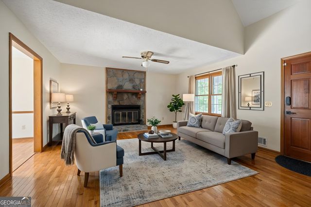1955 Mountain Trace, Canton, GA 30114