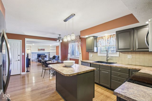 514 Currant Drive, Noblesville, IN 46062