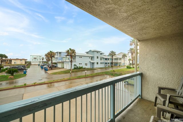 810 Banyan Beach Dr # 126, Port Aransas, TX 78373