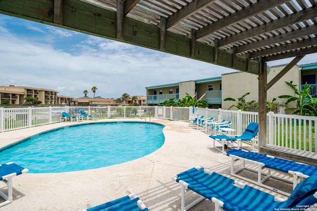 810 Banyan Beach Dr # 126, Port Aransas, TX 78373