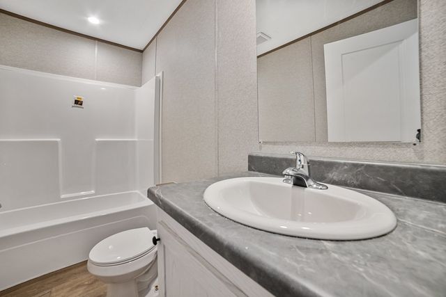 279 Cumberland Trail, Runaway Bay, TX 76426