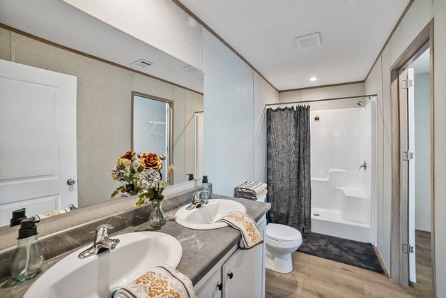 279 Cumberland Trail, Runaway Bay, TX 76426