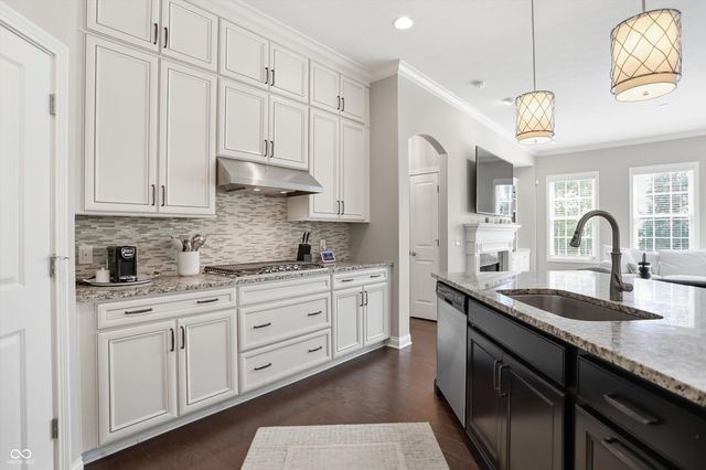 3331 Adare Circle, Westfield, IN 46062