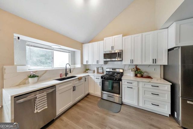 888 Halston Court, Marietta, GA 30062
