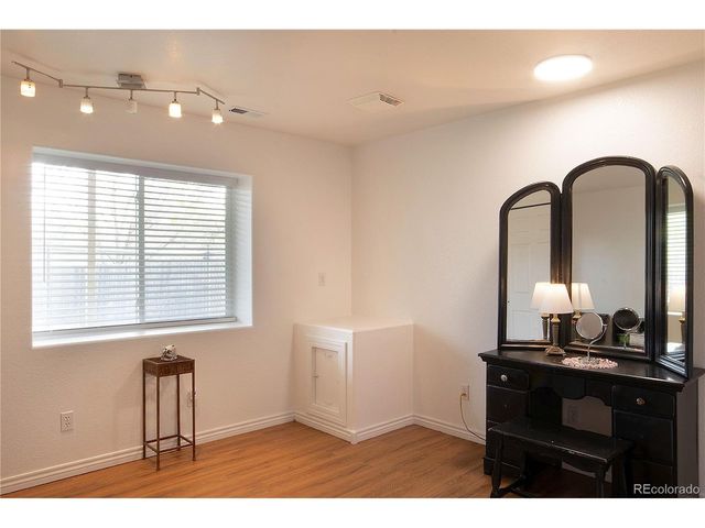 750 Capeglen Rd, Colorado Springs, CO 80906